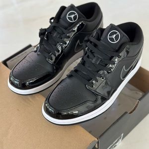 New Air Jordan 1 Low Patent Leather Black mid top. Mens US Size 10.5